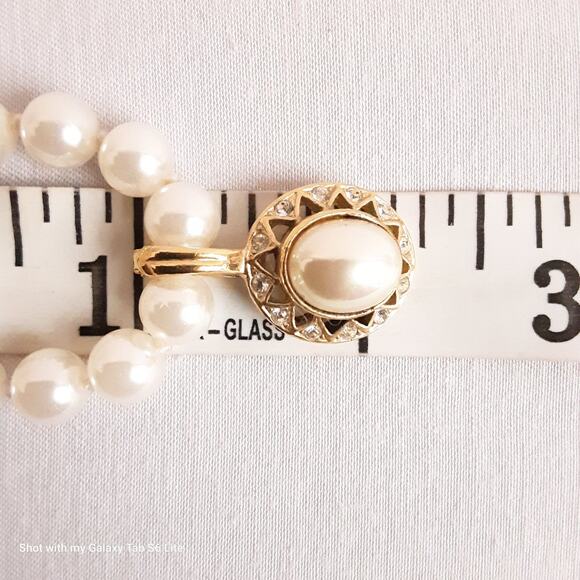 Roman Faux Pearl Necklace With Removable Oval Cabochon Clear Rhinestone Pendant - Picture 10 of 10